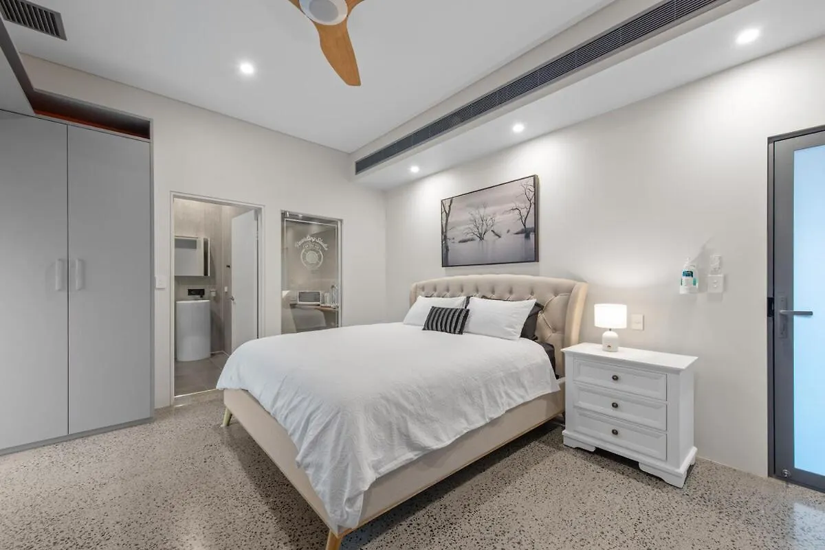 Holiday home The Sands On Margate Beach Woody Point Australia